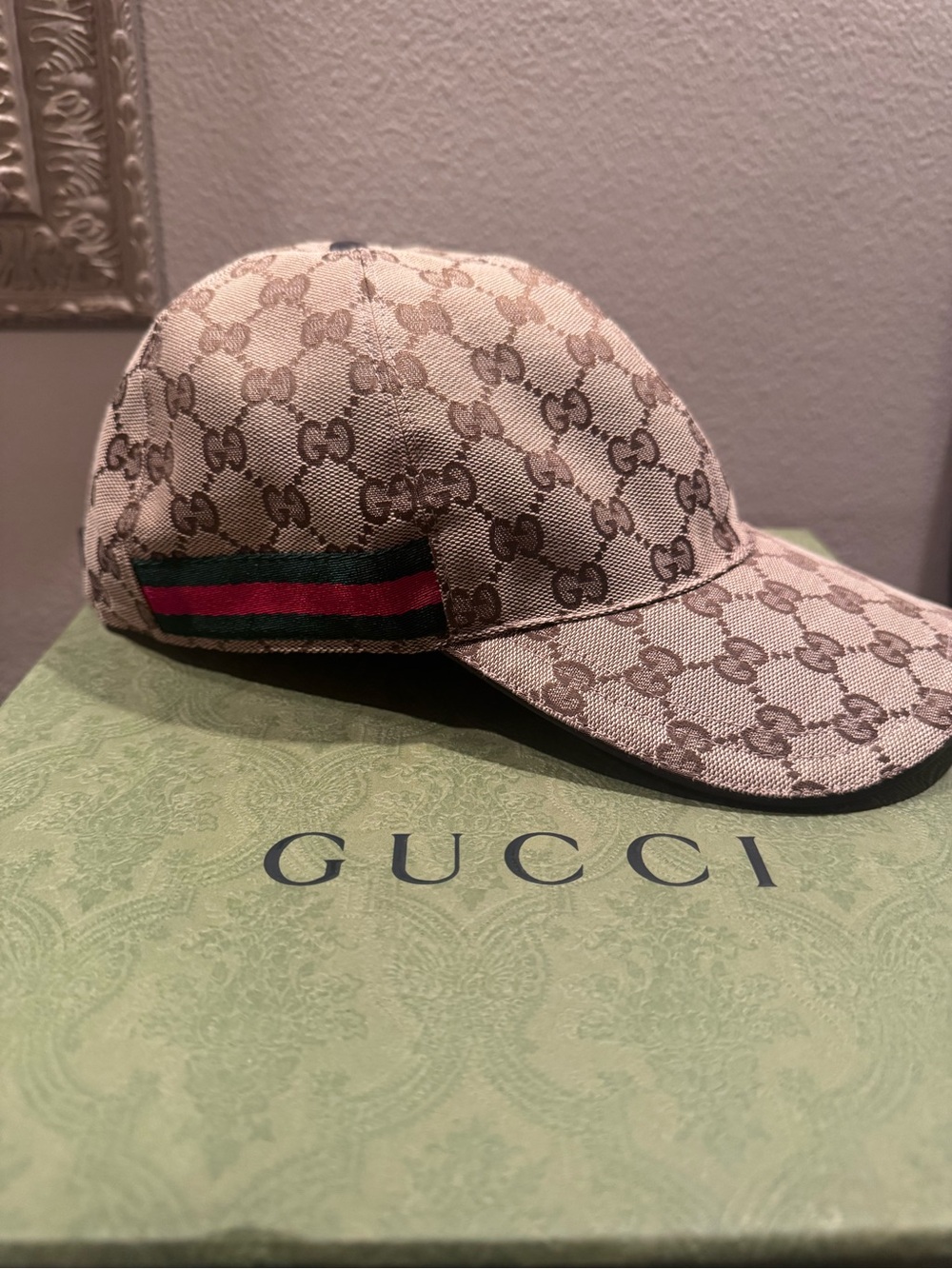 Gucci Beige/Brown GG Monogram Baseball Cap with Green & Red Web